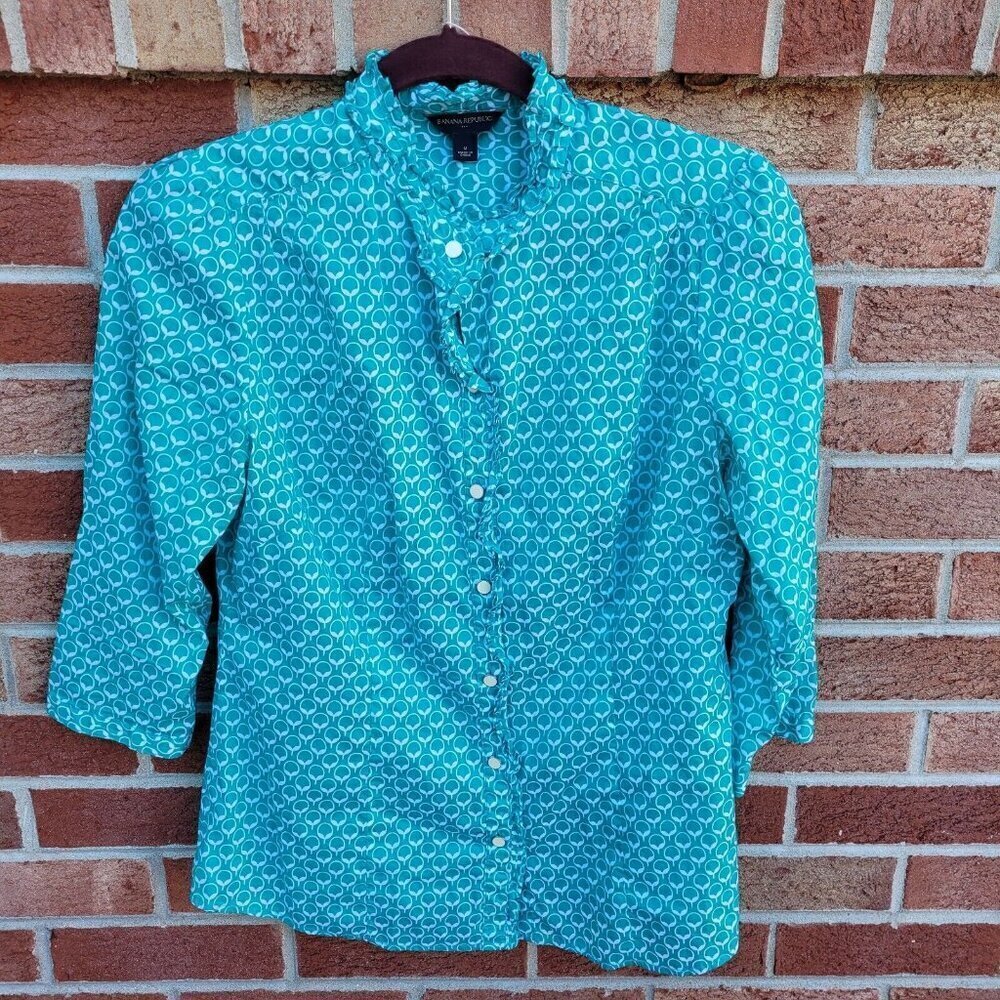 Banana Republic Ruffle Edge Button Up Shirt Women's Size Medium Overall Print